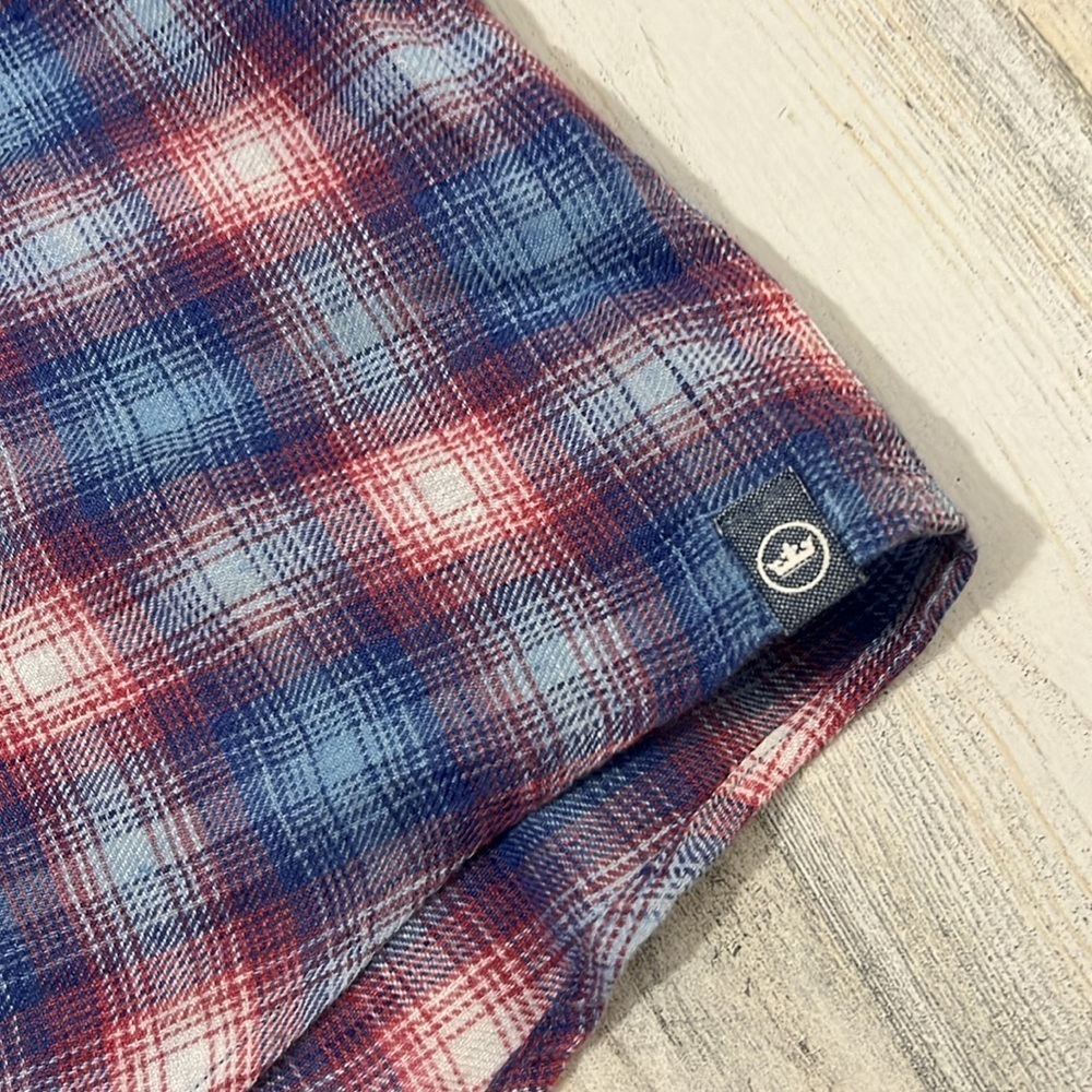 Peter Millar Linen Button Down Size Large - Picture 3 of 8